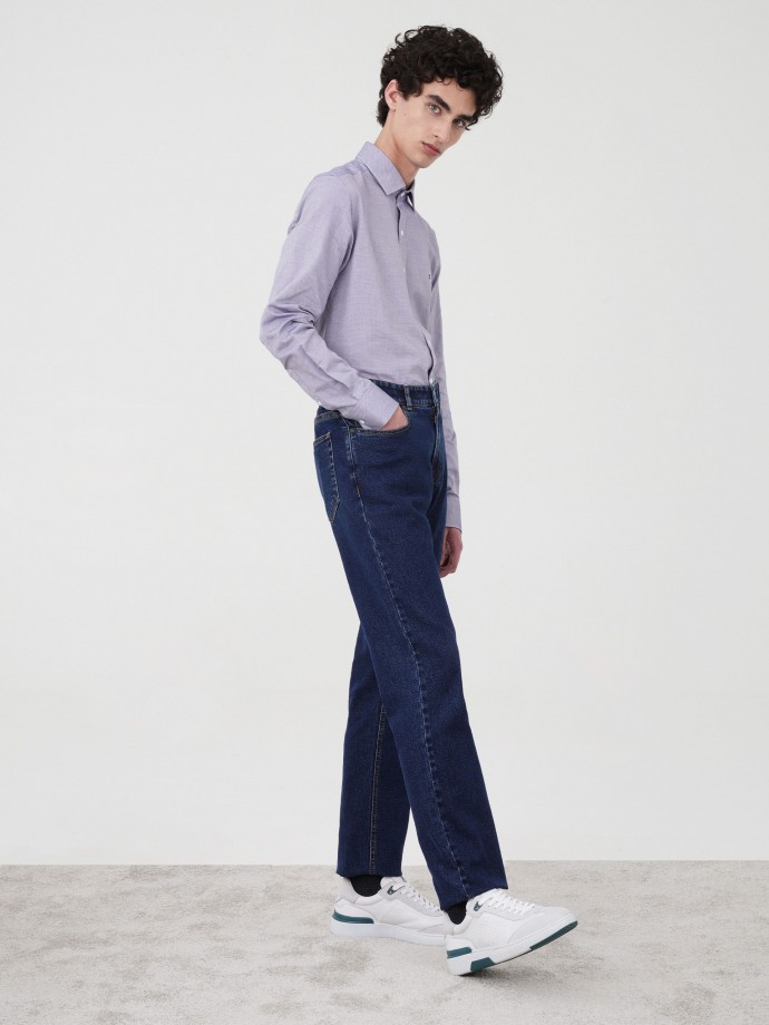 Pantalones denim de corte slim