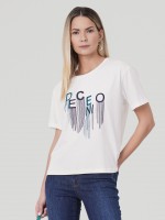 T-shirt with embroidery in premium quality cotton