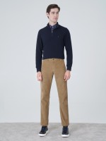 Chino pants in corduroy