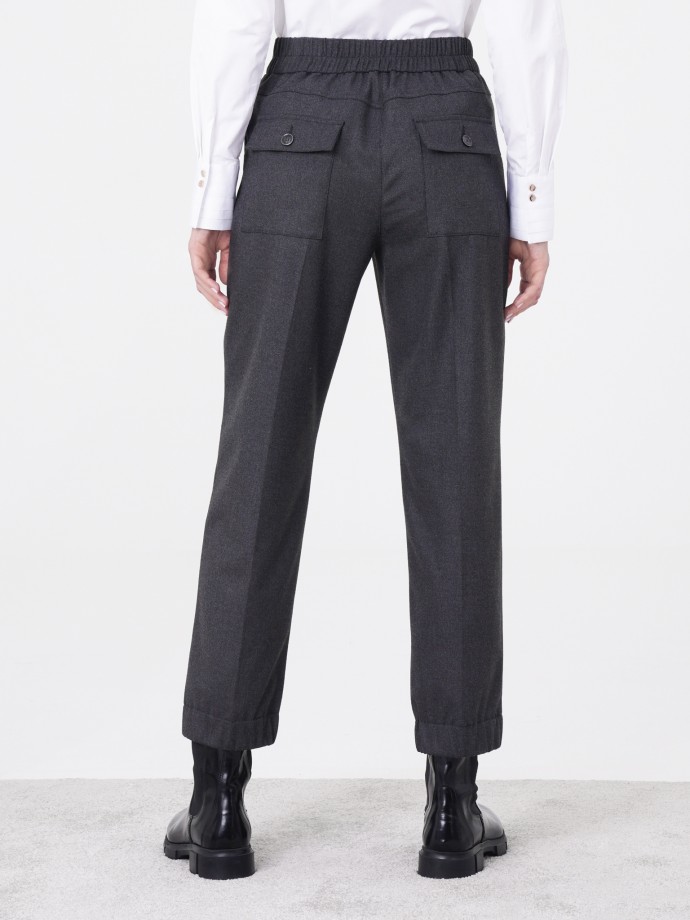 Pleated pants
