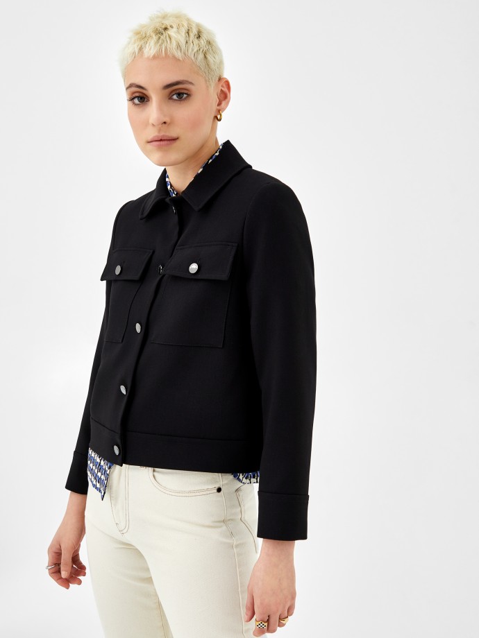 Jacket with front pockets