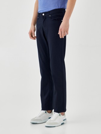 Pantalones regular fit de algodón strech Pantalones regular fit de algodón strech