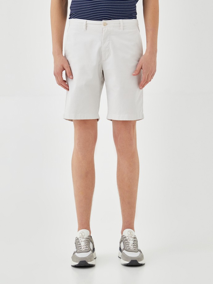Shorts in stretch cotton