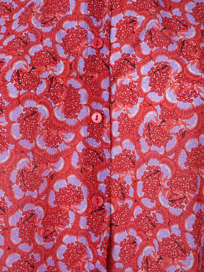 Blusa estampada regular fit