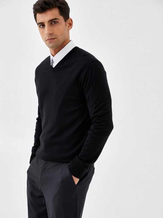 100% merino wool v-neck sweater