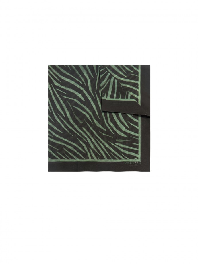 Scarf with animal motif