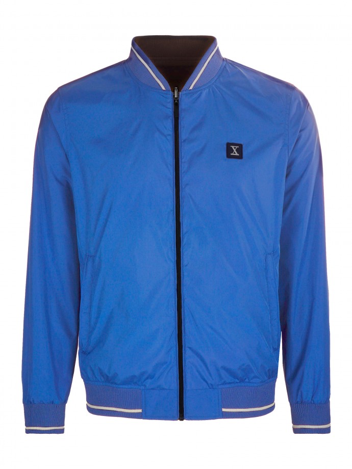 Reversible bomber jacket
