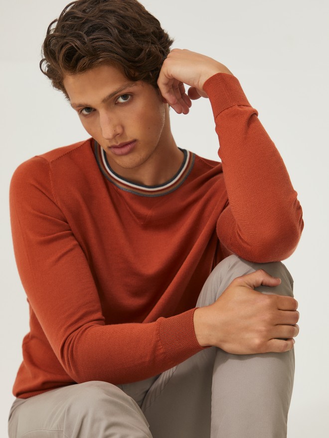 100% wool jumper