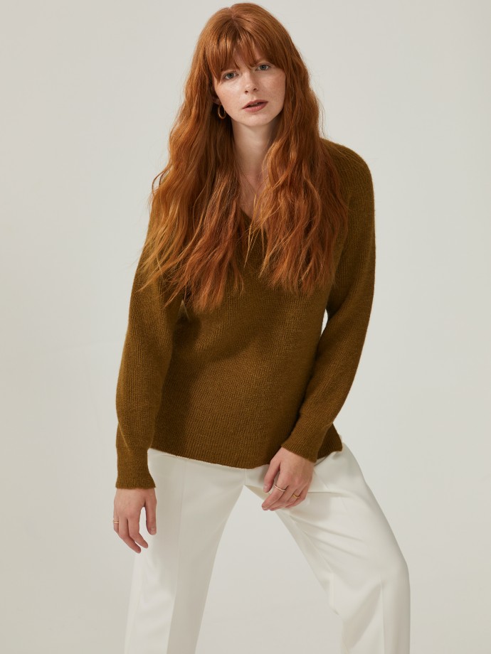 V-neck sweater with alpaca