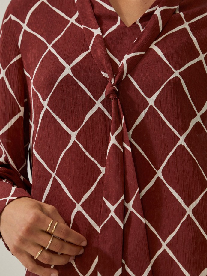 Printed blouse with bow