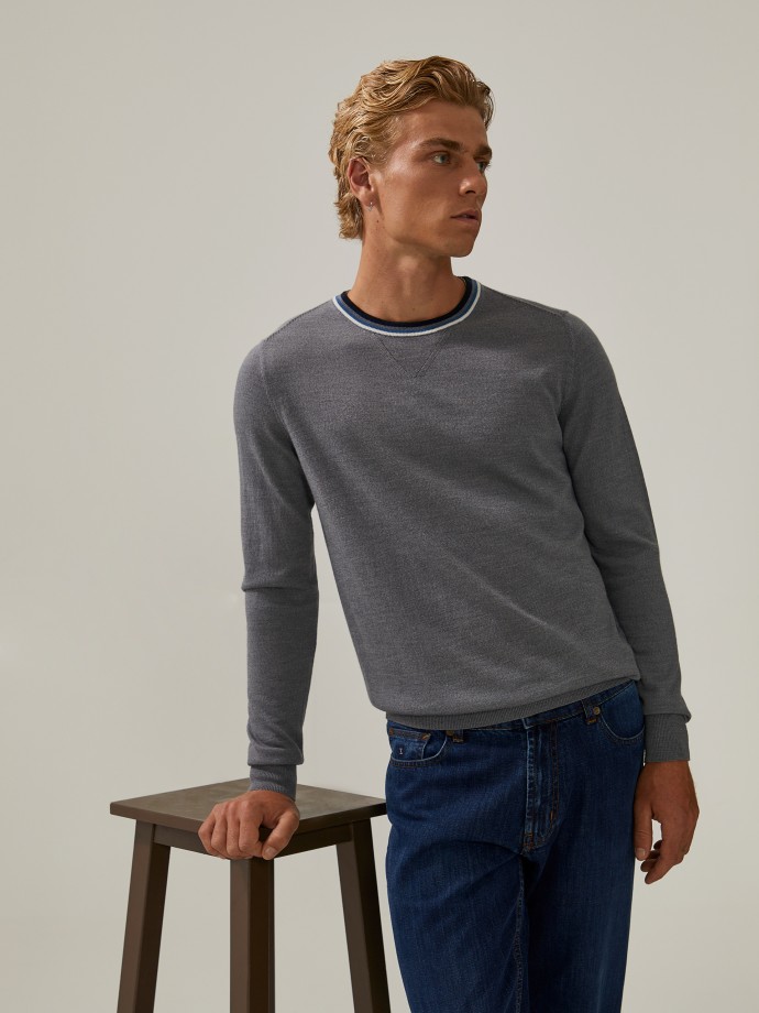 100% wool jumper