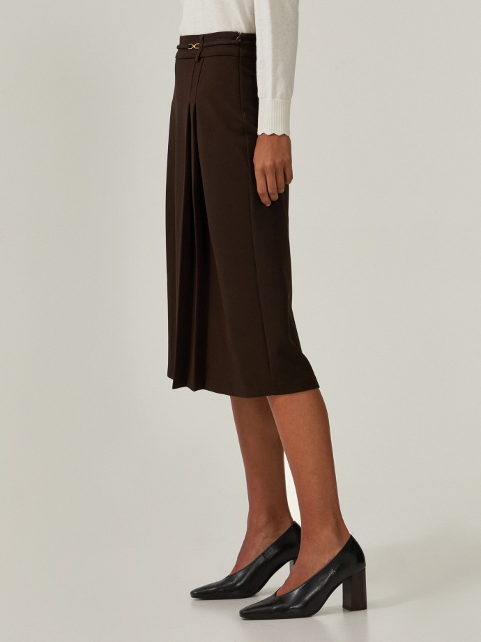 Midi skirt with pleat detail