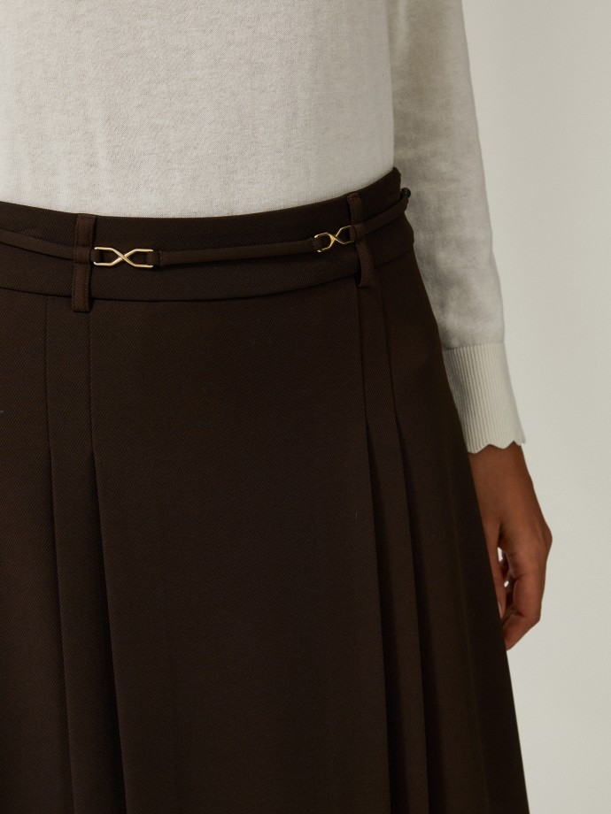 Midi skirt with pleat detail