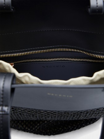 Mesh shoulder bag Mesh shoulder bag