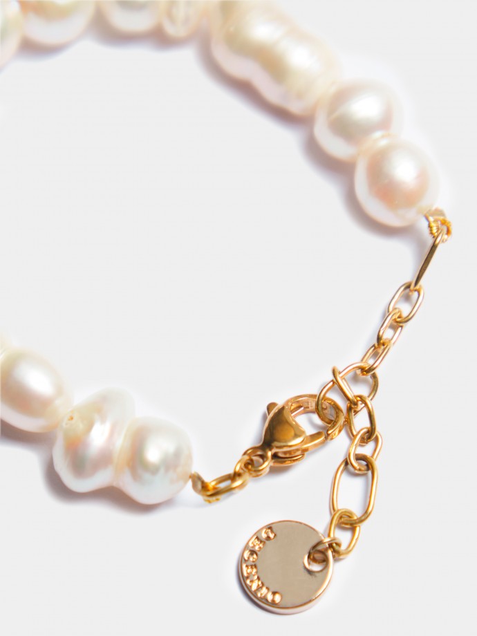 Freshwater pearl bracelet