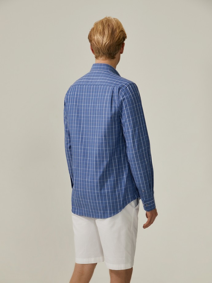 Camisa regular fit com padrão de xadrez