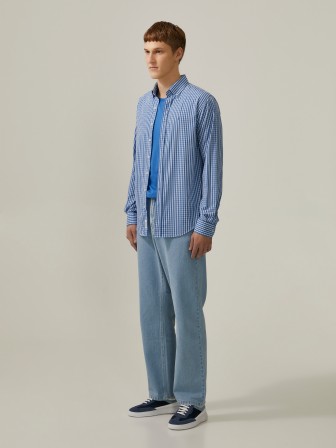 Camisa slim fit em popeline Camisa slim fit em popeline