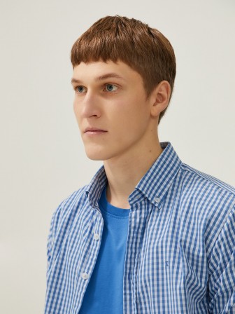 Camisa slim fit em popeline Camisa slim fit em popeline