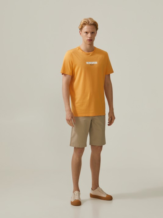 T-shirt com estampado T-shirt com estampado