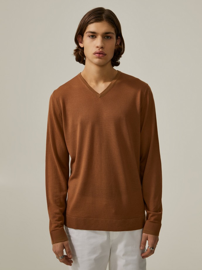 100% merino wool V-neck sweater