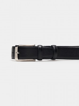 Embossed leather belt Embossed leather belt