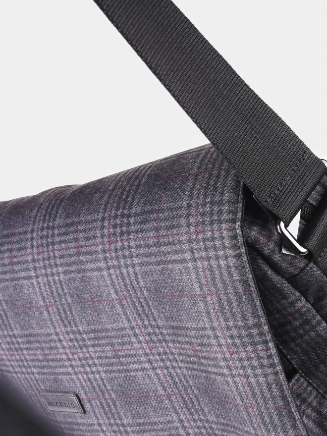 Briefcase with pockets Briefcase with pockets