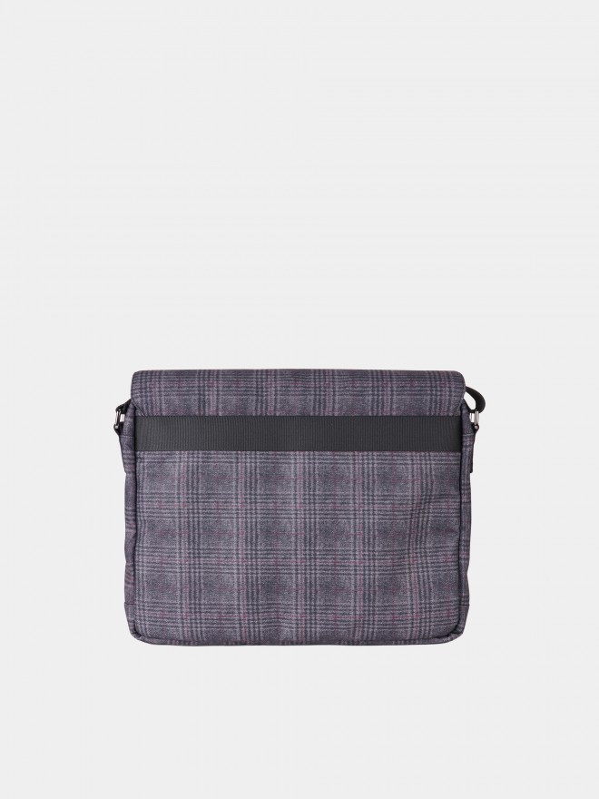 Briefcase with pockets Briefcase with pockets