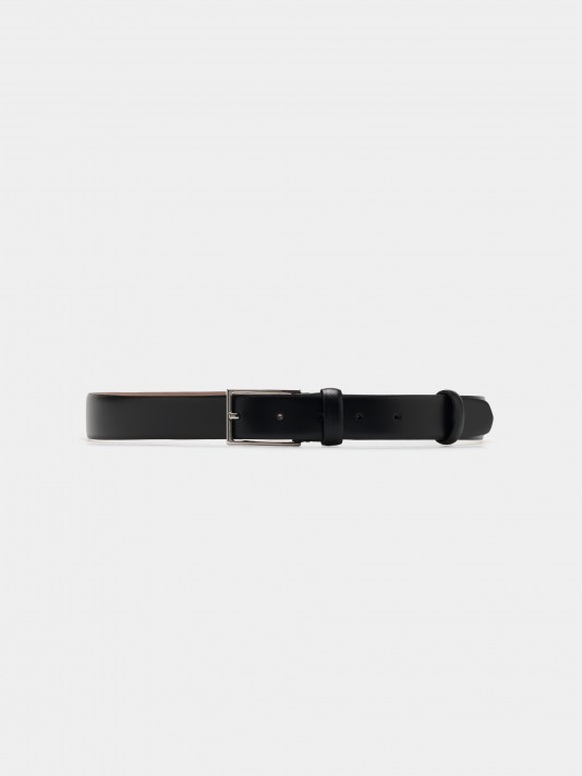 Plain leather belt