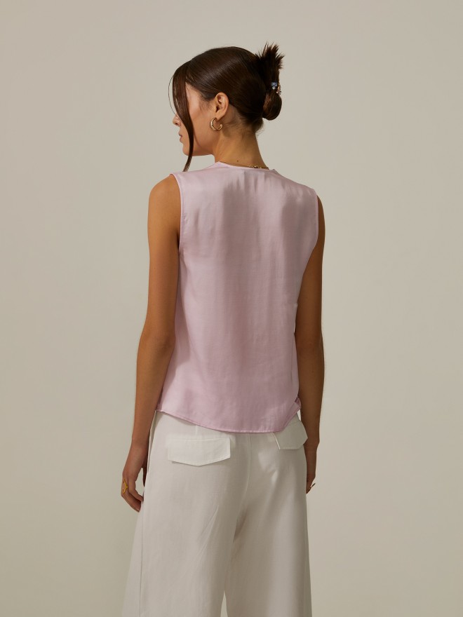 Sleeveless blouse Sleeveless blouse