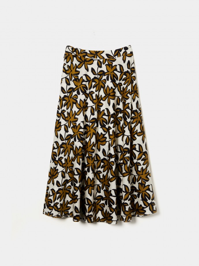 Printed flared skirt