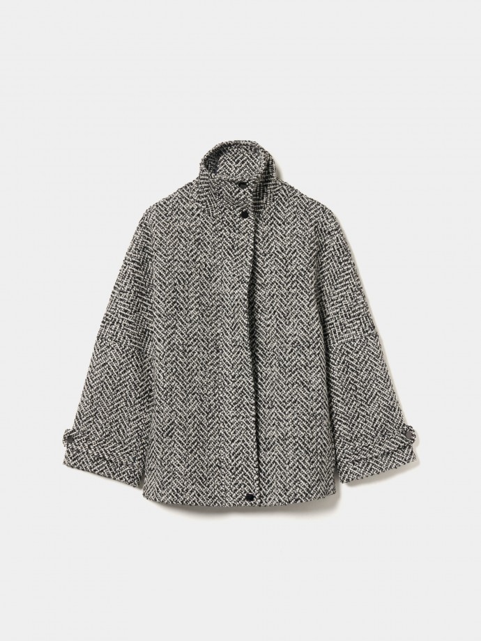 Short farm coat