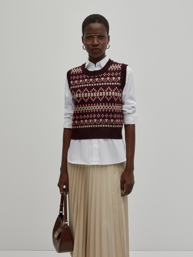 Jacquard knitted vest Jacquard knitted vest