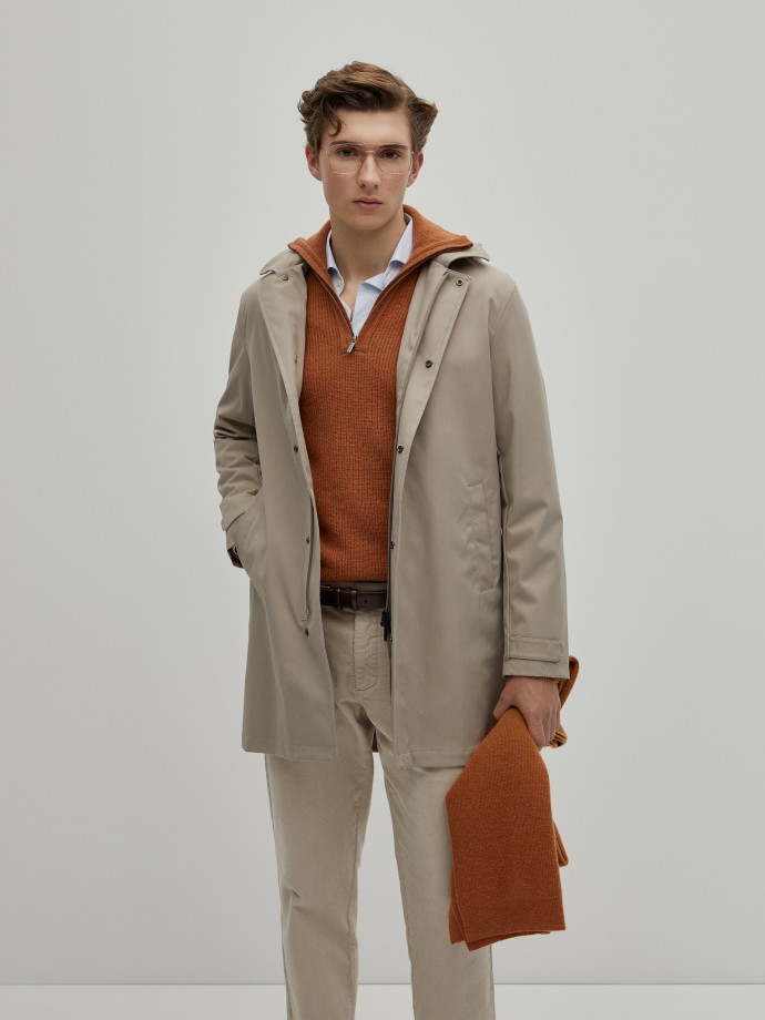 Water repellent trench coat