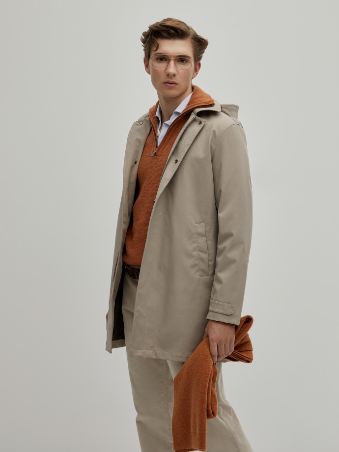 Water repellent trench coat