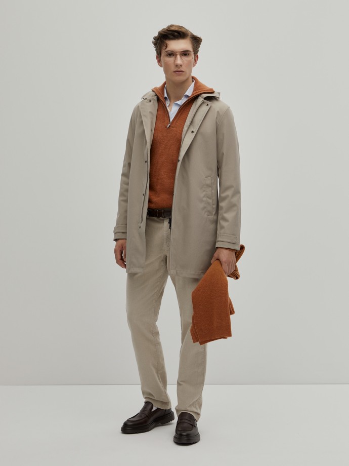 Water repellent trench coat