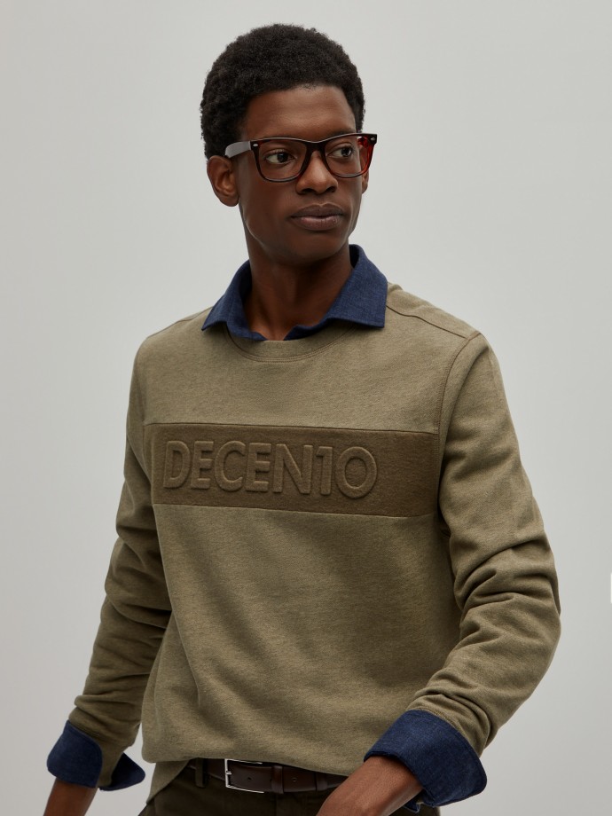 Sweater with branding