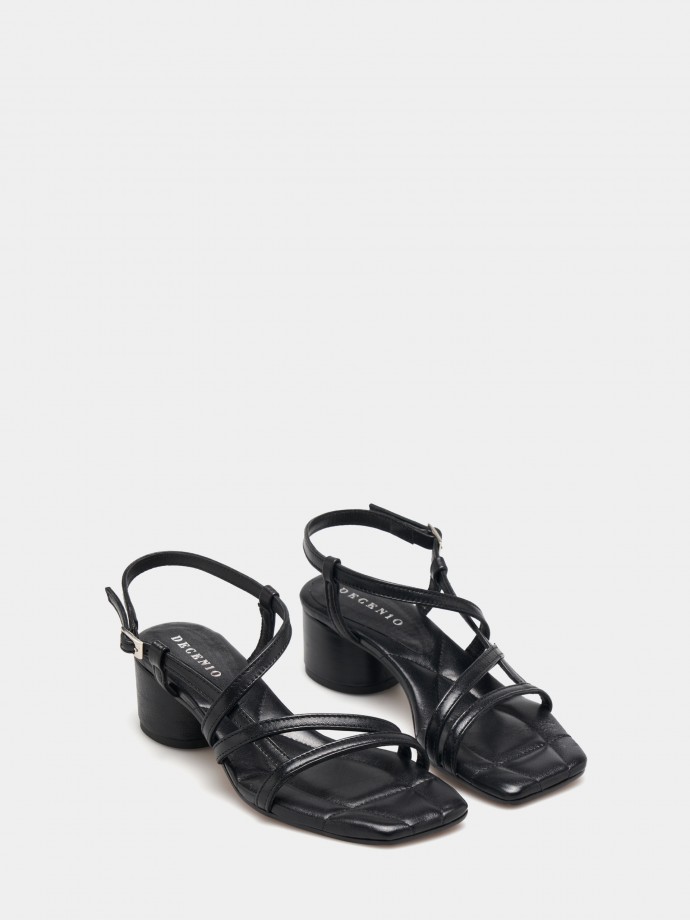 Leather strap sandals