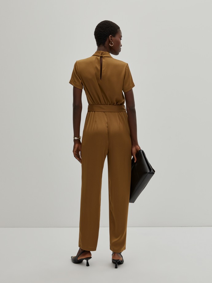 Long jumpsuit with belt