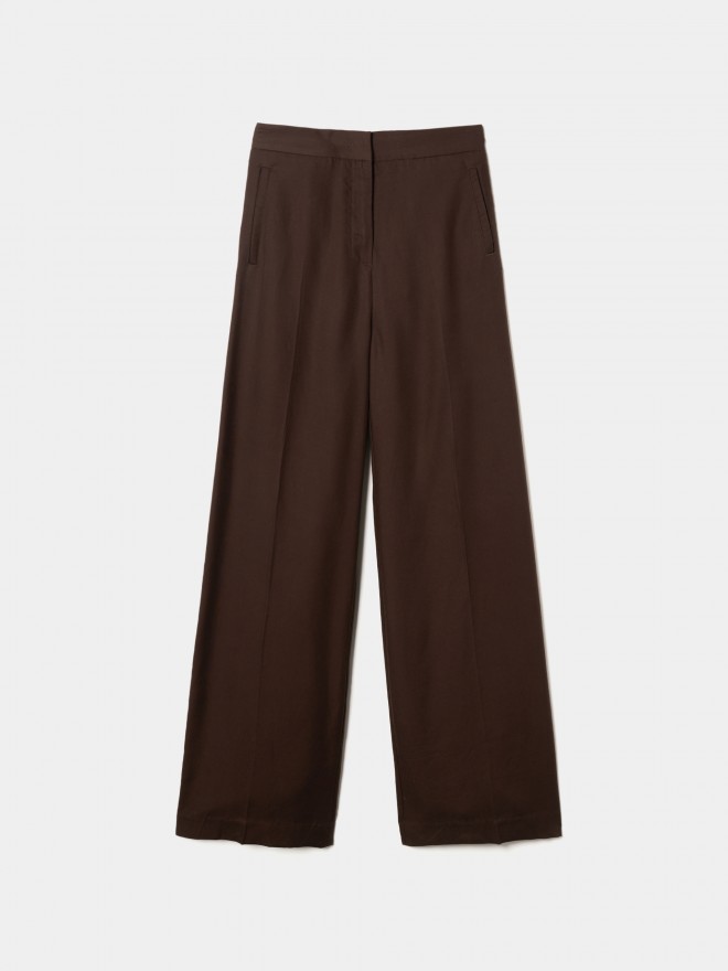 Wide leg pants