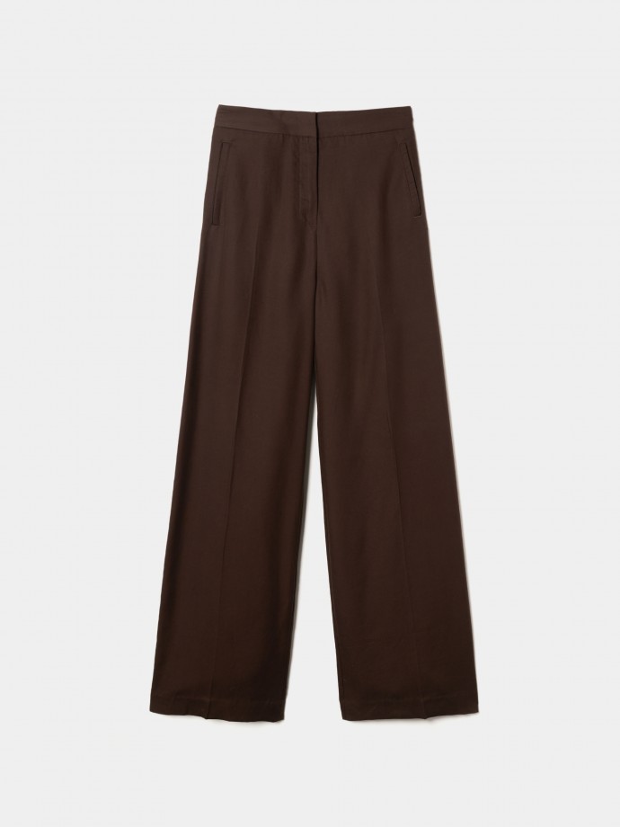 Wide leg pants