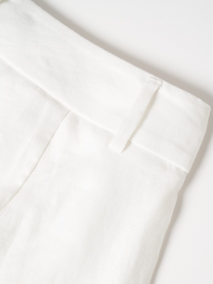 Pantaln clsico de lino