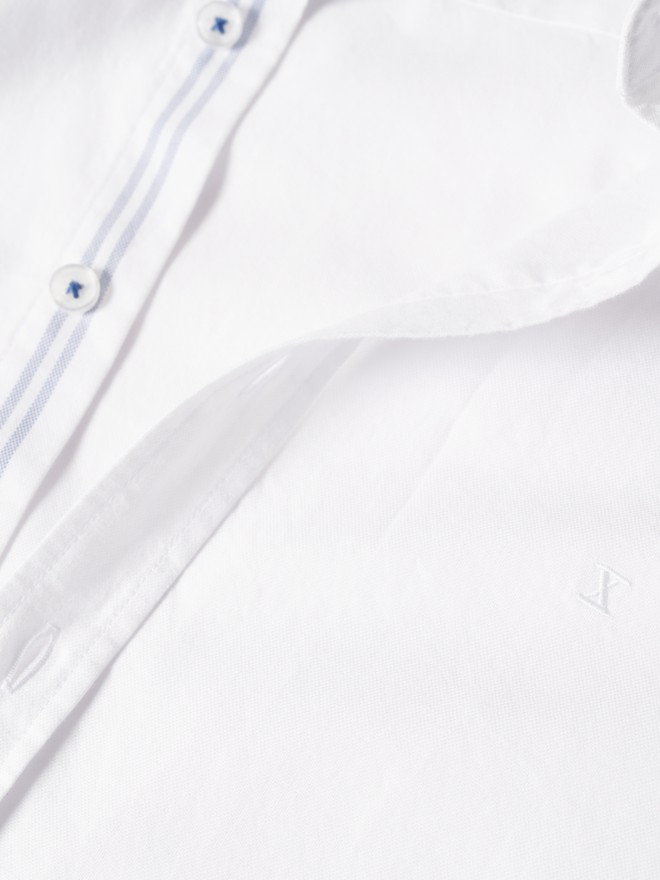 Slim fit shirt Slim fit shirt