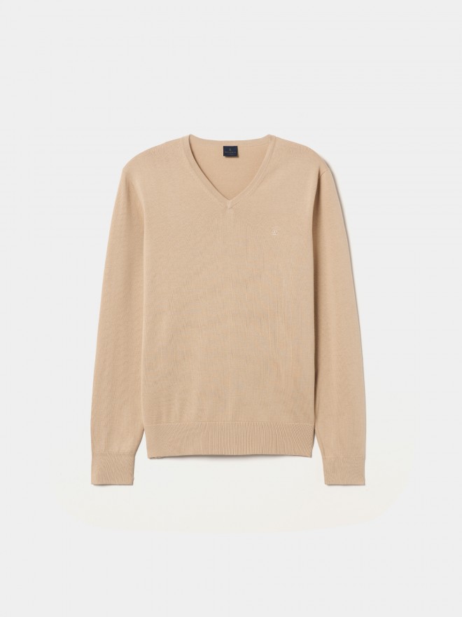 V-neck pullover
