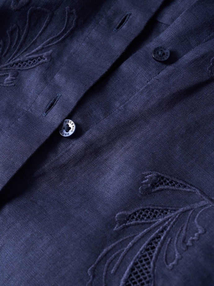 Linen blouse with embroidery