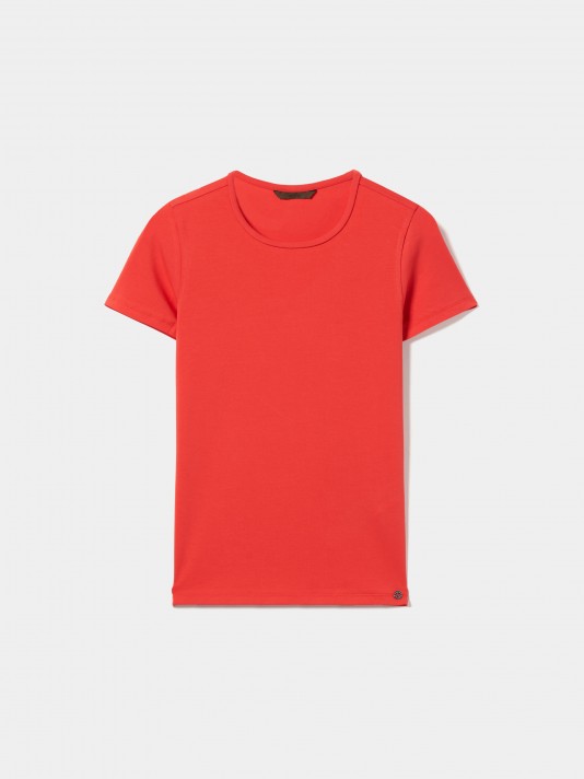 Basic short sleeve t-shirt