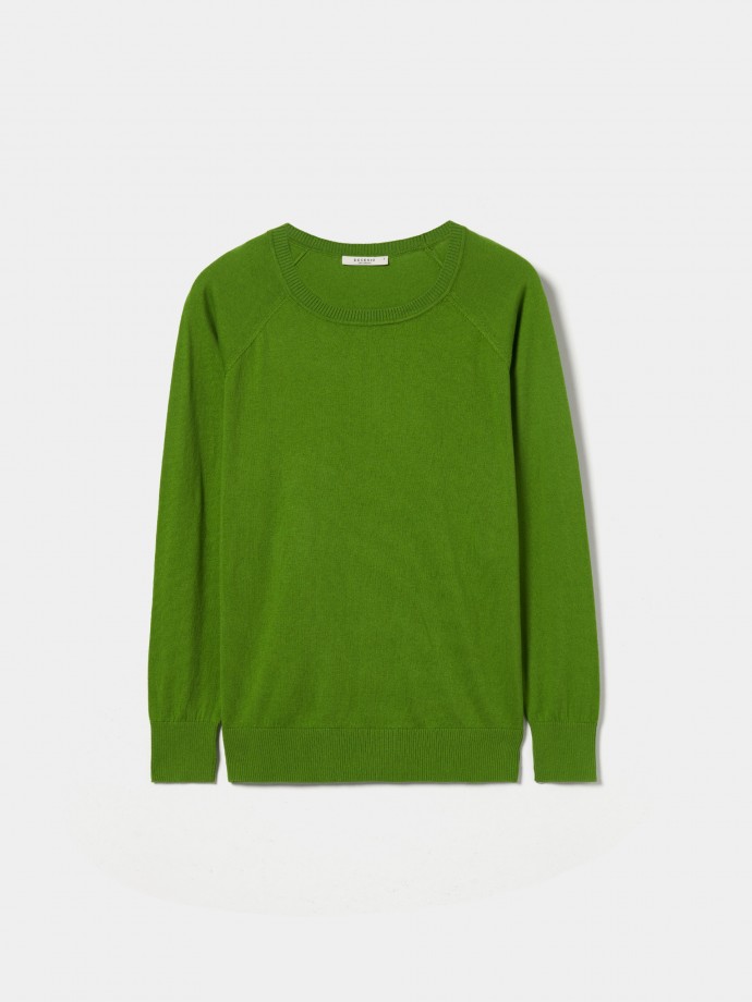 Knitted sweater with cotton and silk