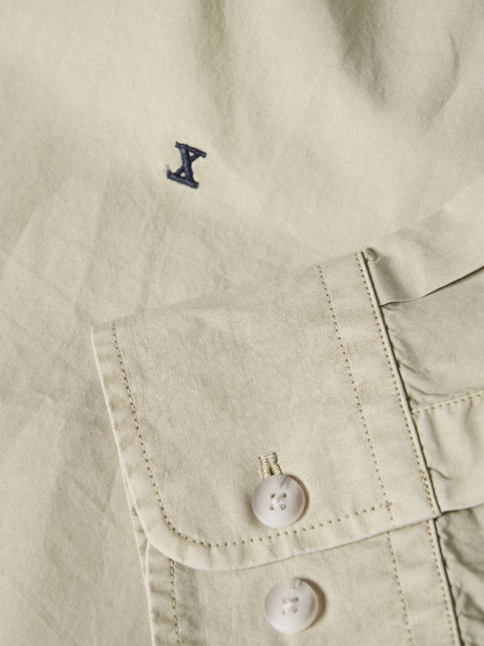 Regular fit shirt
