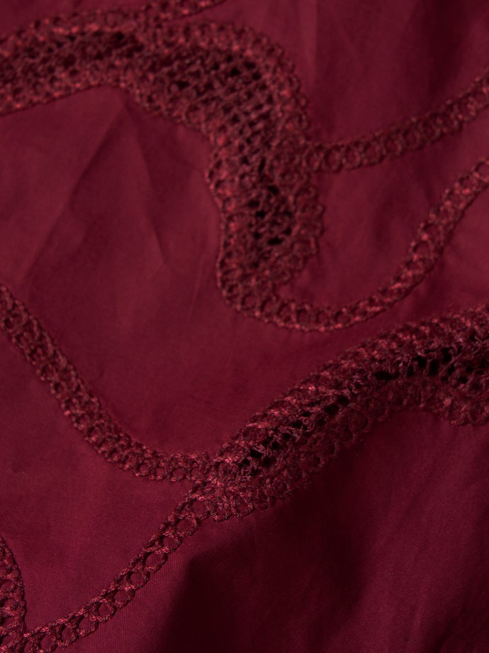Blusa com bordado