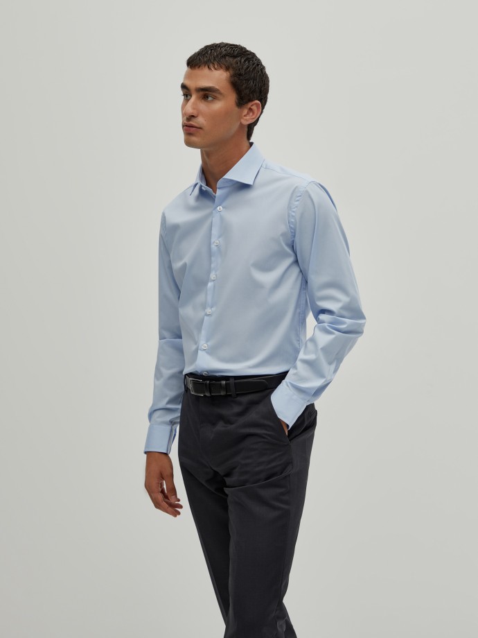 Classic slim fit shirt