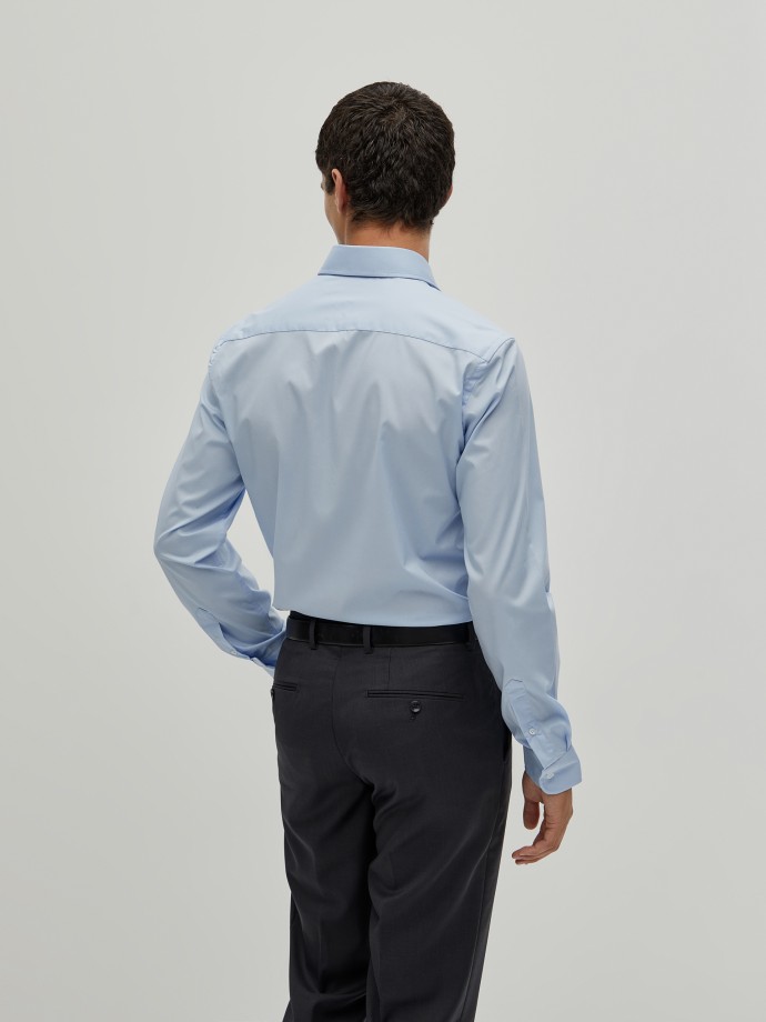 Classic slim fit shirt